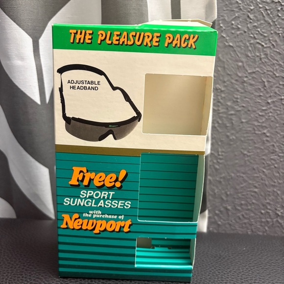 Newport Other - Newport the pleasure pack adjustable headband sports glasses black old stock 90s